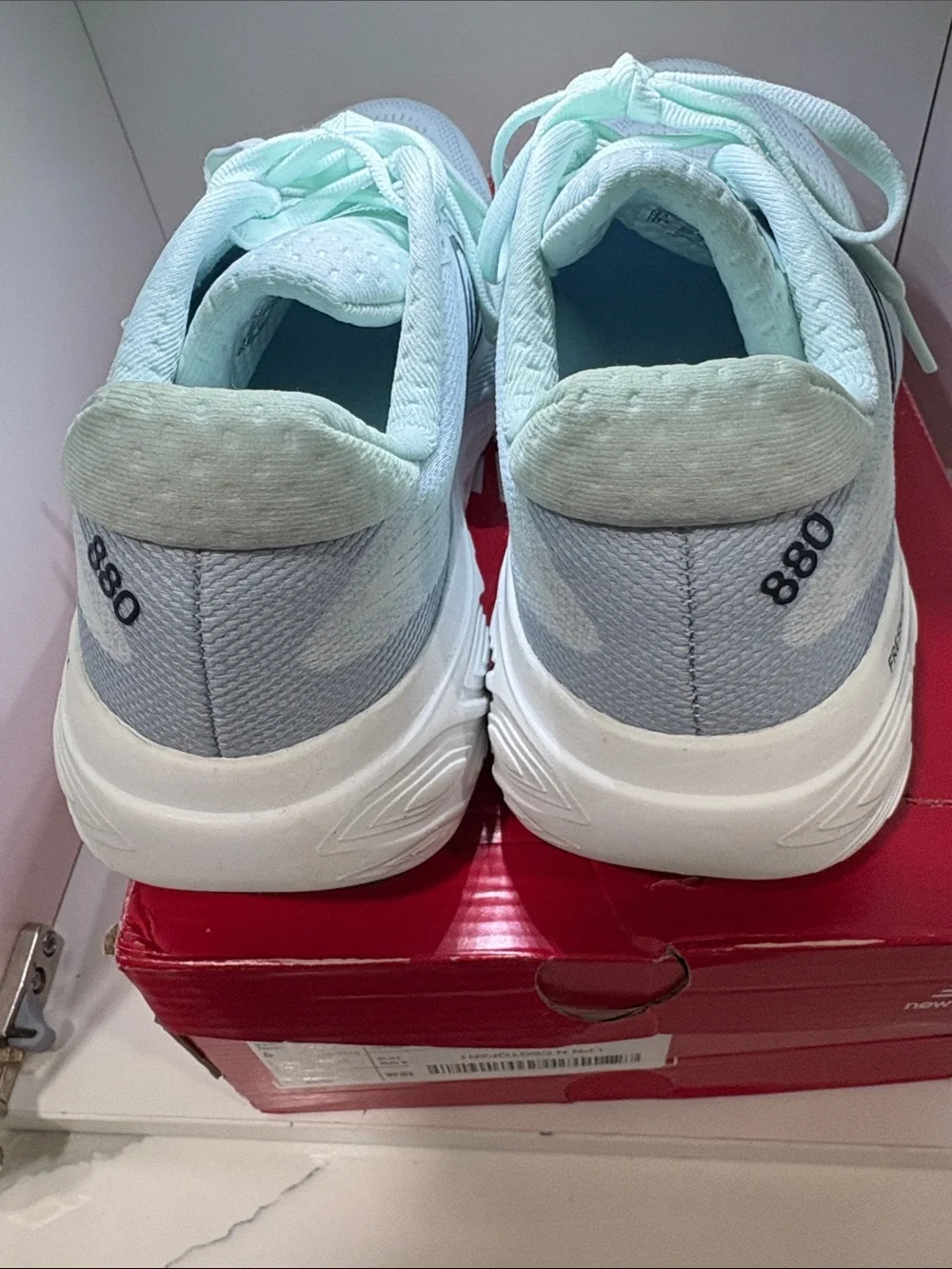 New Balance Fresh foam 880 running shoes